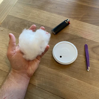 Showing polyfil amount and lid with hole