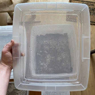 Condensation on lid of the tub